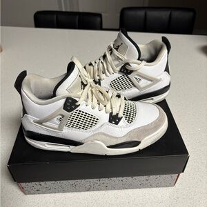 Air Jordan 4 Retro White Sneakers